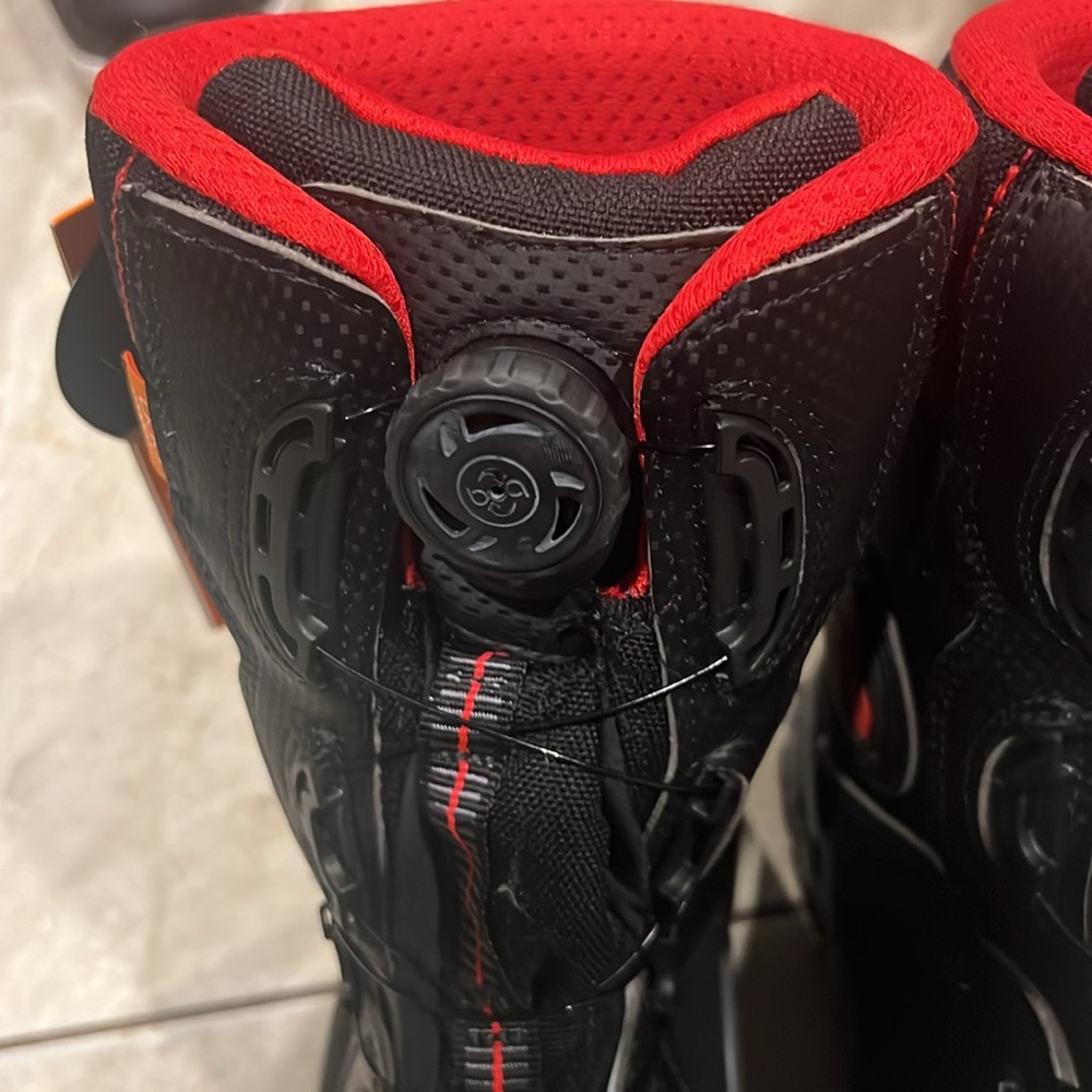 Red wing shoes - Picture 3 of 8